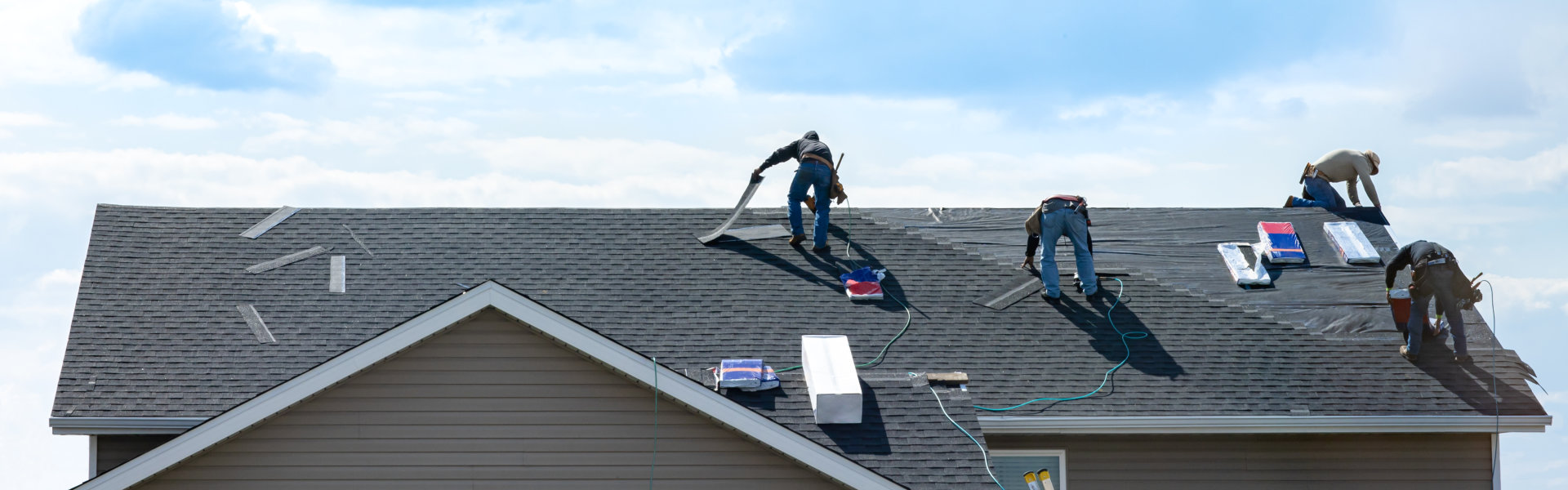 workers working in rooftop